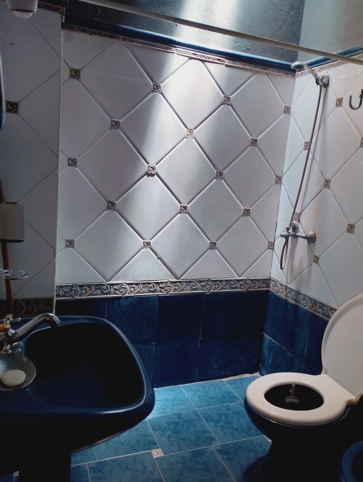 Alquiler de departamento 3am con patio.