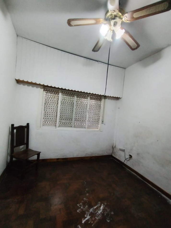 Alquiler de departamento 3am con cochera y patio con lavadero 