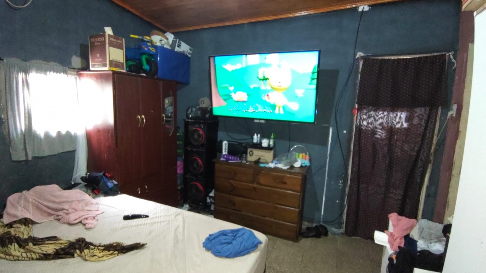 VENTA DE TERRENO CON 2 PH 3 Y 2 AMBIENTES A RECICLAR