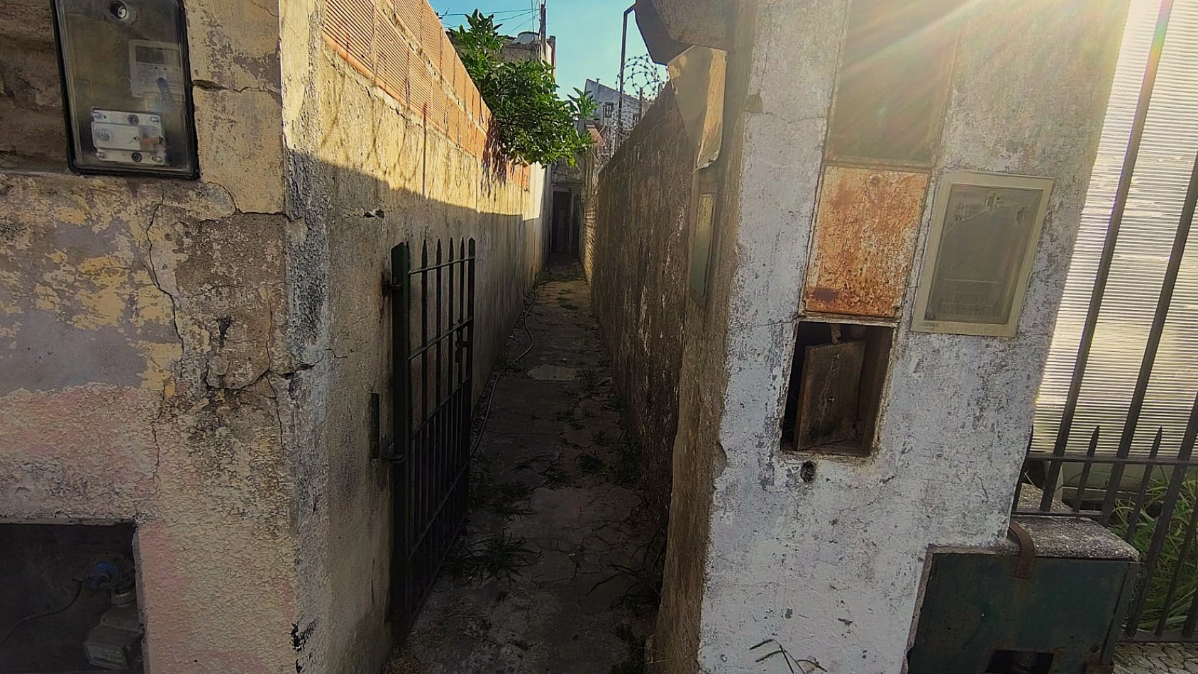 OPORTUNIDAD INVERSORES: VENTA PH INTERNO A RECICLAR EN MONTE CHINGOLO - USD 18.000