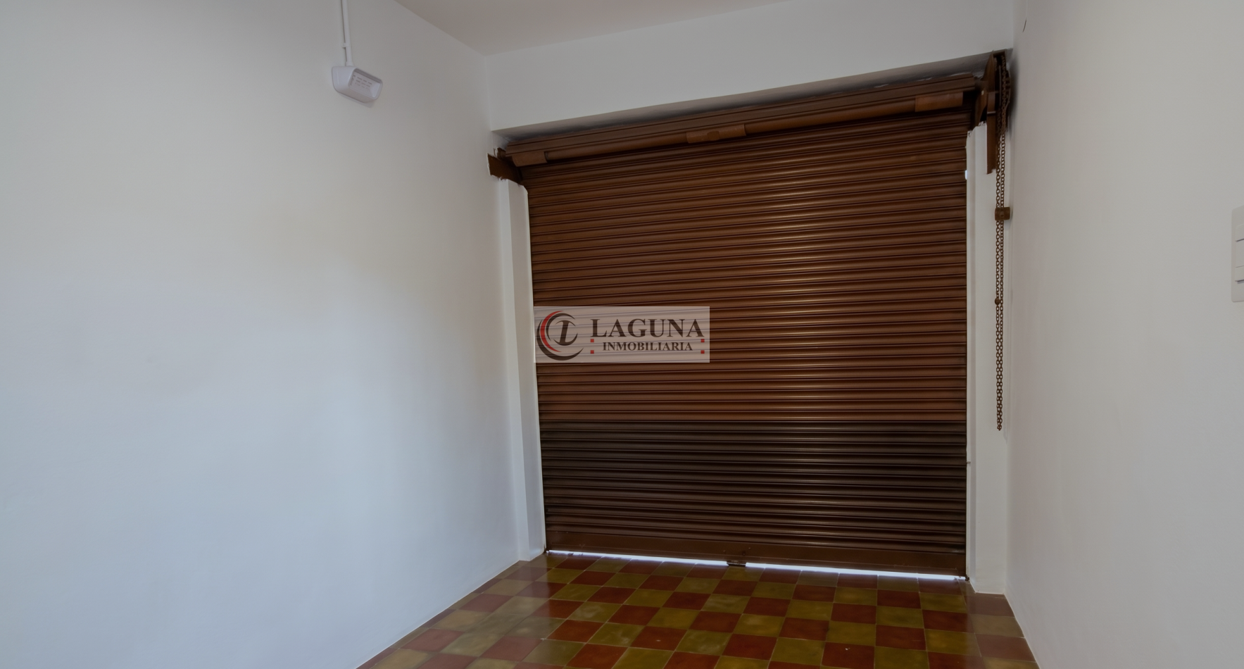 ALQUILER DE PH 3 AMBIENTES CON PATIO Y GARAGE CUBIERTO